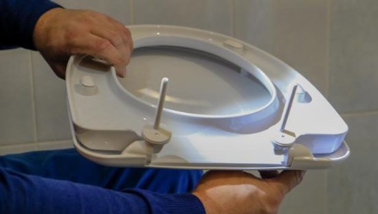 Why Change Your Toilet Seat